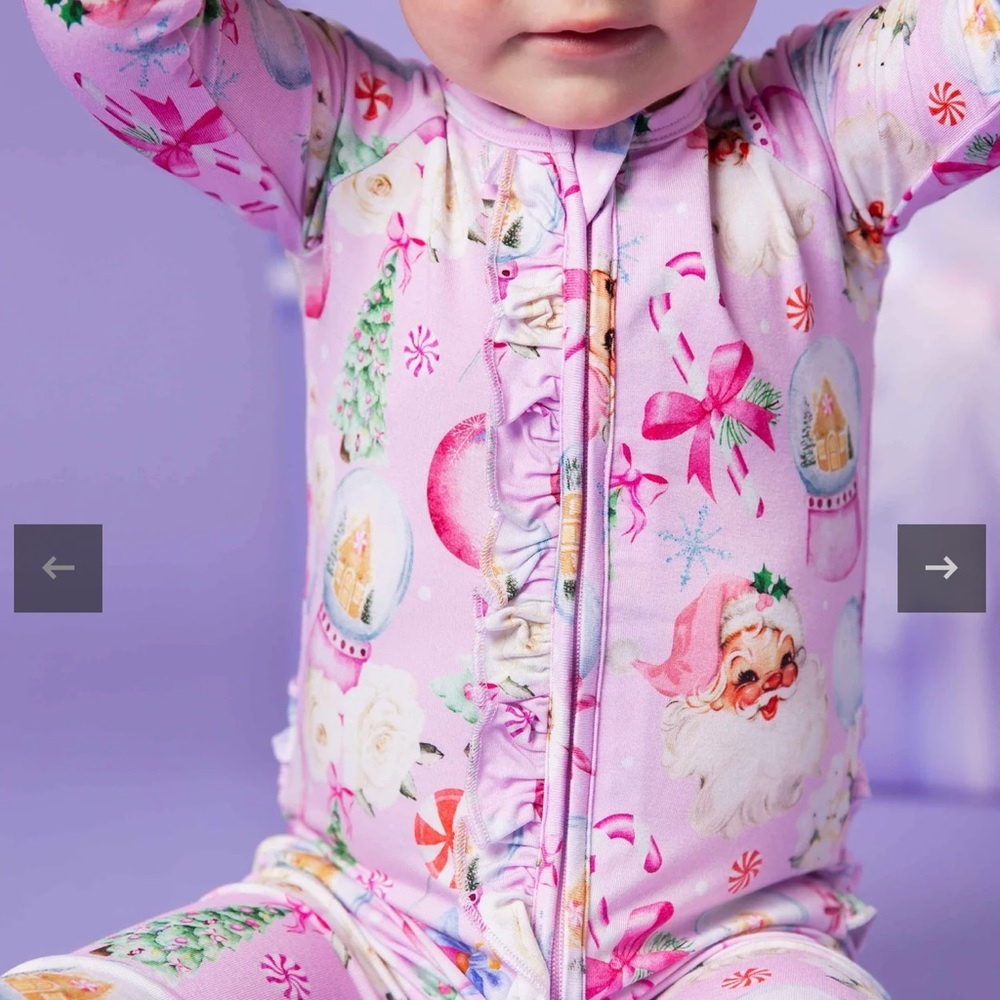 BUMS AND ROSES Merry Little Pinkmas Santa Claus Christmas Ruffle Sleeper Onesie - Picture 3 of 3